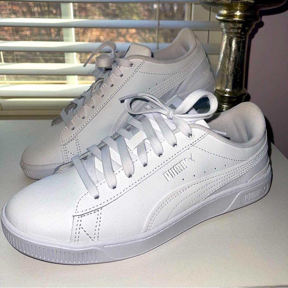PUMA LEATHER SNEAKER